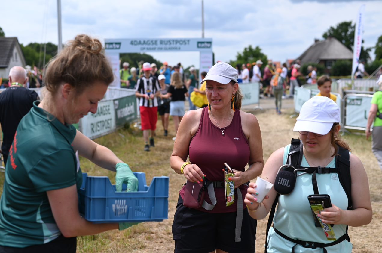 Gratis snacks voor bezoekers van de KWbN Rustpost