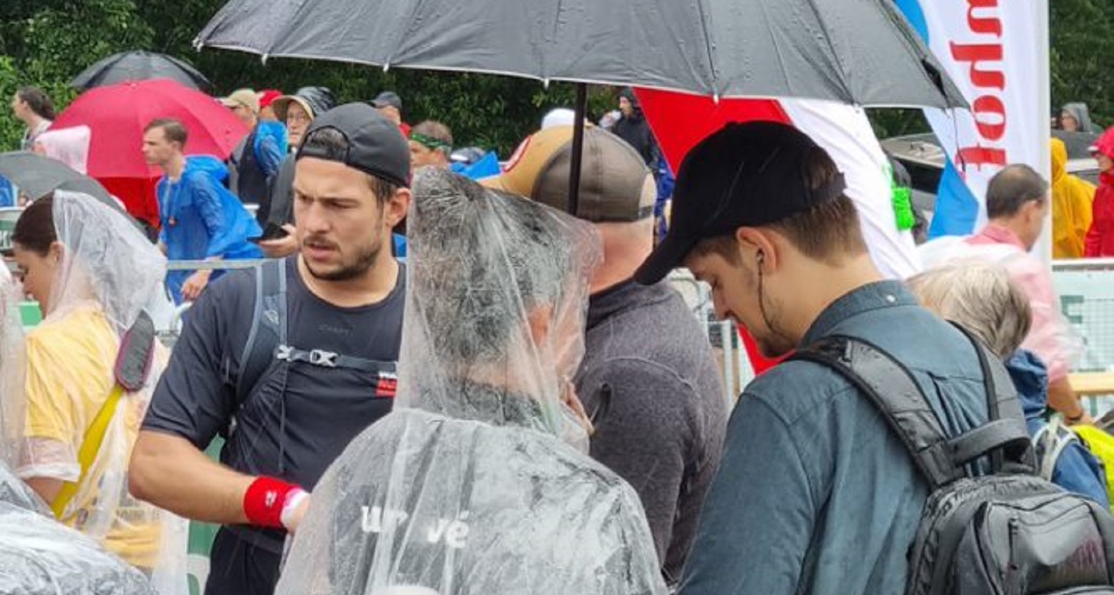 Regen op KWbN Rustpost