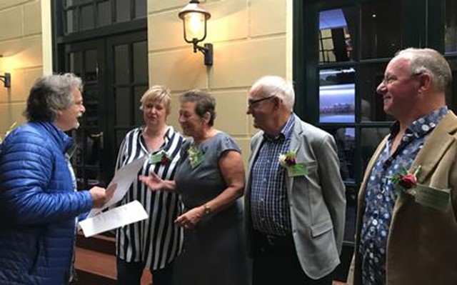 Koninklijke Onderscheiding Voor Dinie Gasseling