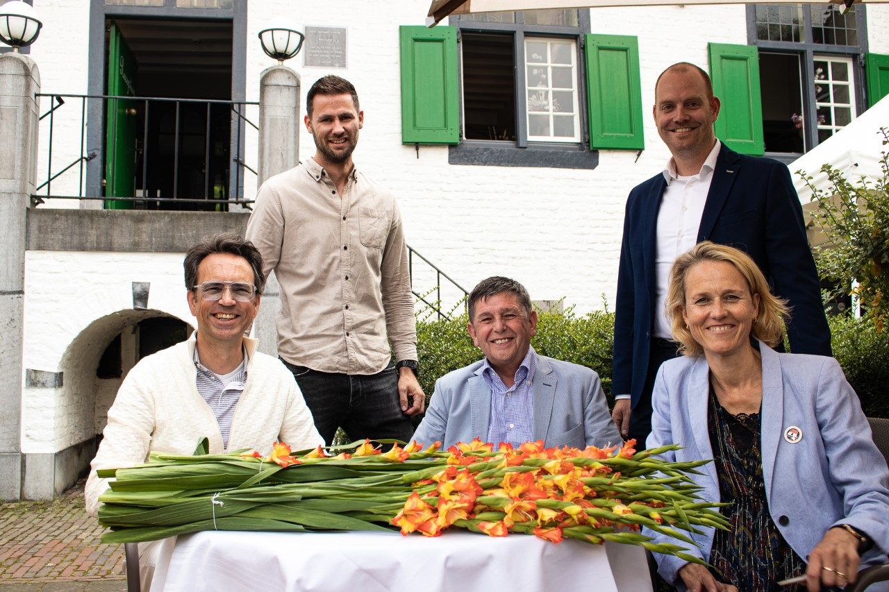 Contractverlenging LOWA en vierdaagse Nijmegen