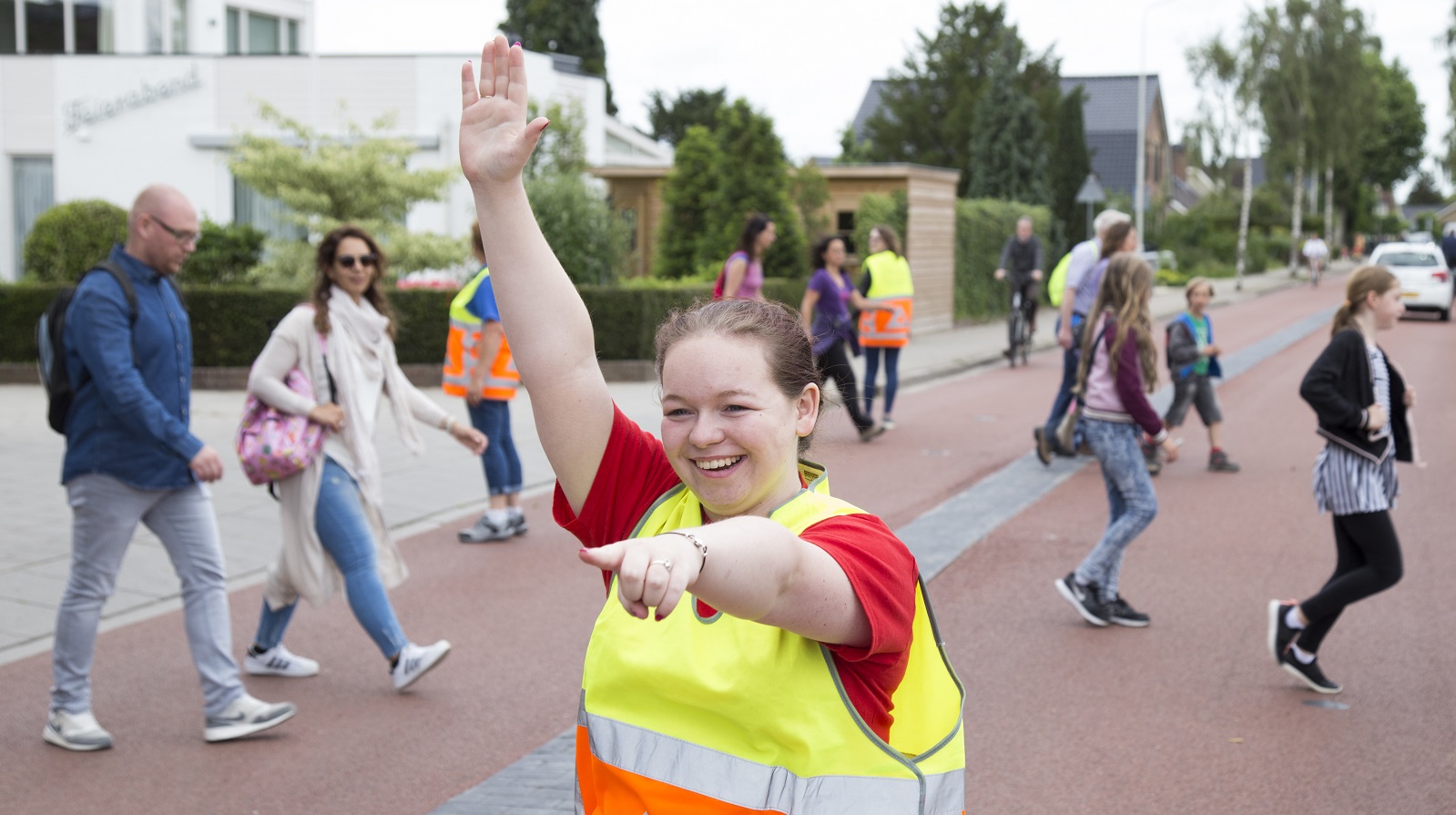 Verkeersregelaar Jong 2 Avondvierdaagse Nijmegen Noord2 170617 Fotosharonwillems 90